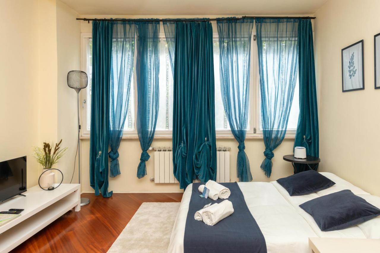 Pisa Stazione - Centro Appartamento Elegante Con Netflix Dış mekan fotoğraf